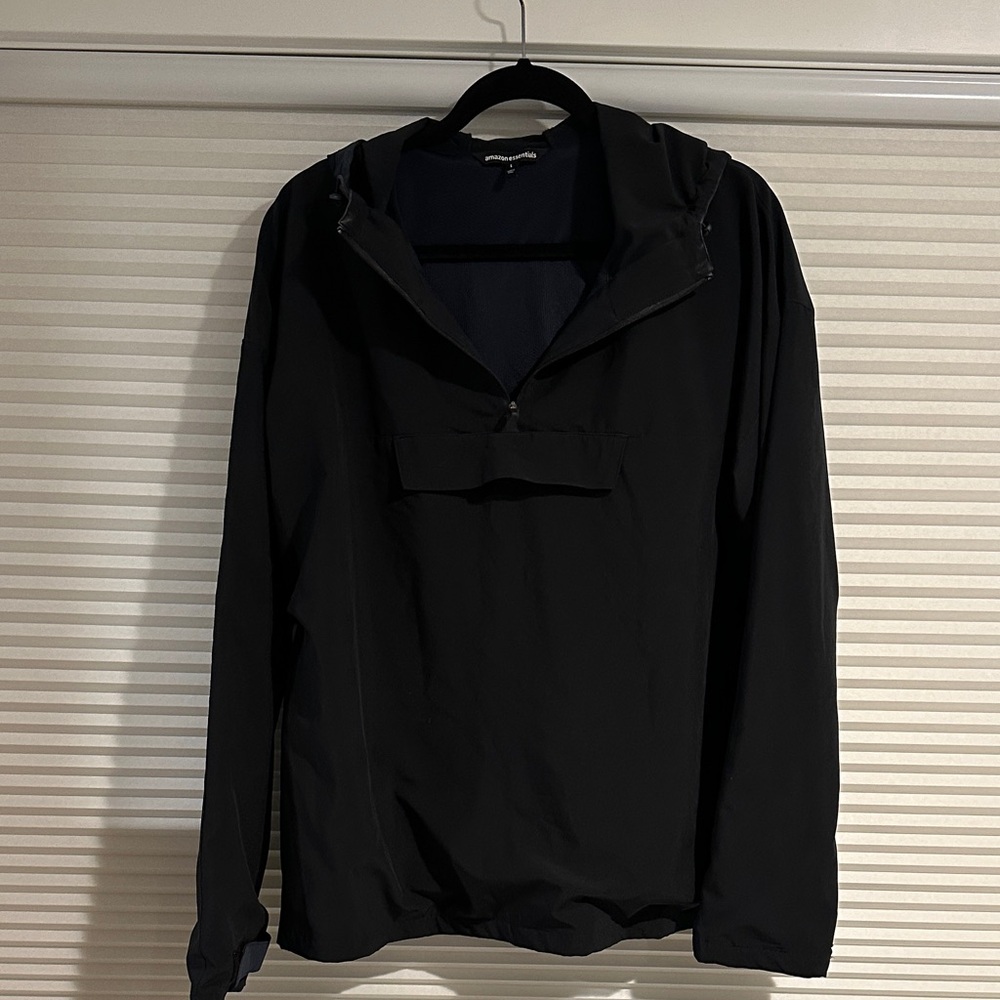 Amazon Essentials Men's Black Windbreaker Jacket